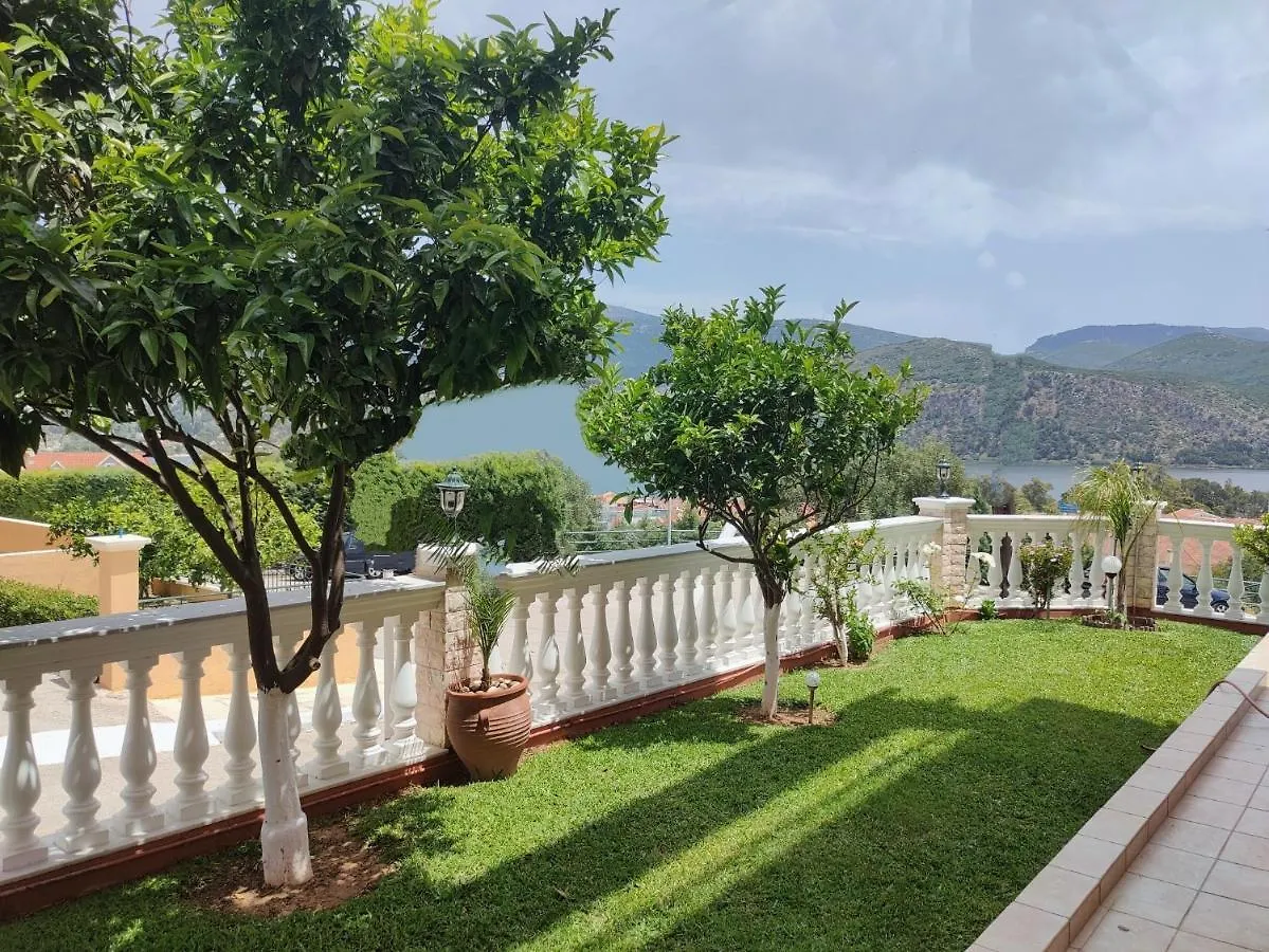 Blue Lagoon Luxury Apartment G2 Argostolion